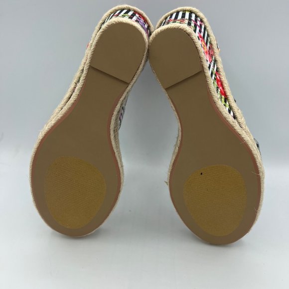Betsey Johnson Fraser Espadrille Wedge Sandal - Picture 6 of 6
